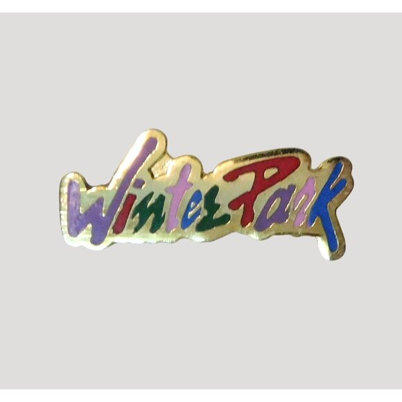 Winter Park Gold Tone Enamel Lapel Pin Colorado 1 Inch - Picture 1 of 3